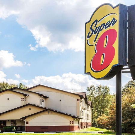 Super 8 By Wyndham East Stroudsburg - Poconos Hotel Luaran gambar