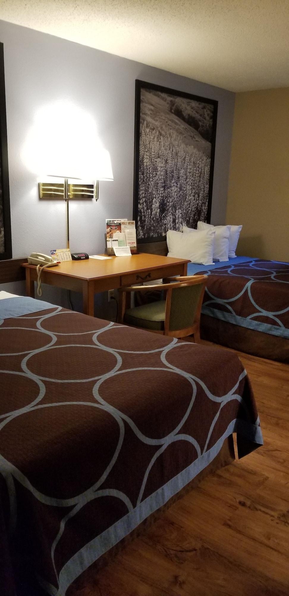 Super 8 By Wyndham East Stroudsburg - Poconos Hotel Luaran gambar