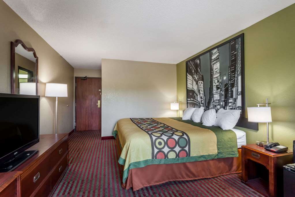 Super 8 By Wyndham East Stroudsburg - Poconos Hotel Bilik gambar