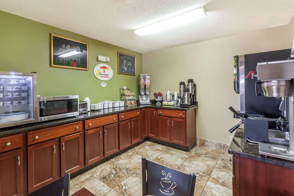 Super 8 By Wyndham East Stroudsburg - Poconos Hotel Kemudahan gambar